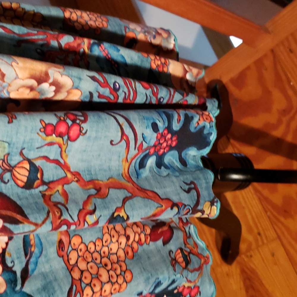 Colorful Shirt - Picture 4 of 6